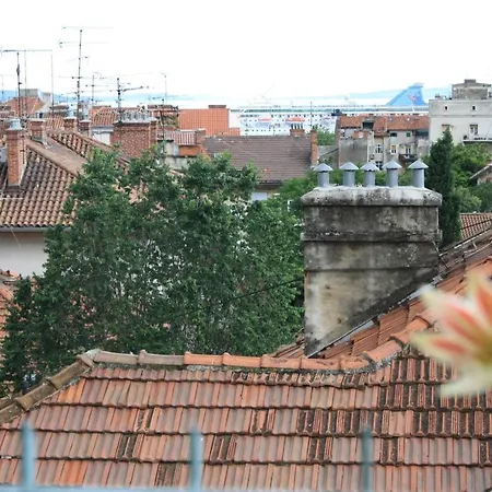 Apartamento Big 80 M2 With Balcony In The Heart Of *