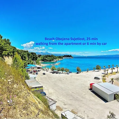 Big 80 M2 With Balcony In The Heart Of Split