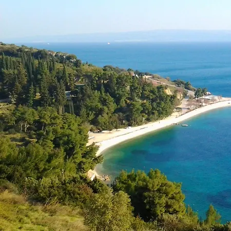 Big 80 M2 With Balcony In The Heart Of